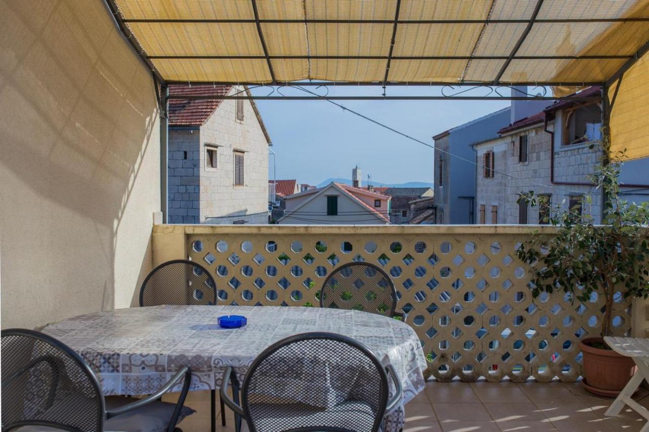 Apartmani Katija Komiža Zewnętrze zdjęcie